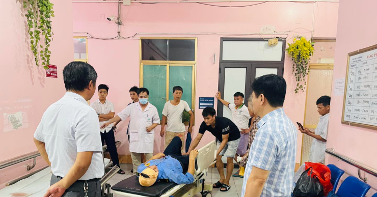 1 người tử vong, 14 ca nhập viện cấp cứu sau lốc xoáy ở Ninh Bình