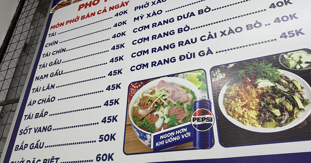 Bát phở 30.000 đồng dần biến mất, hàng ăn lập mặt bằng giá mới