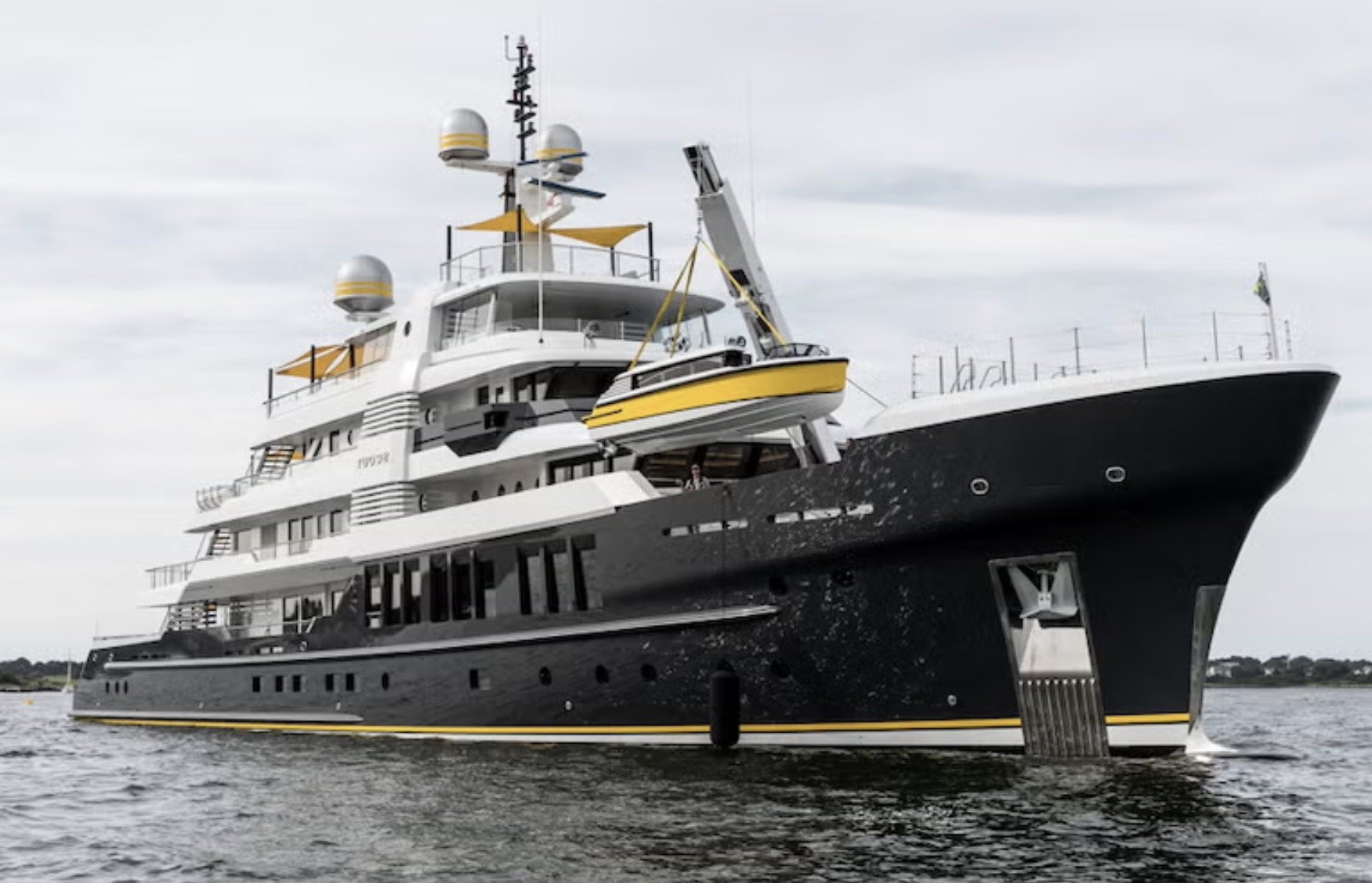 Các tỷ phú chi bao nhiêu tiền đóng du thuyền cá nhân hóa?