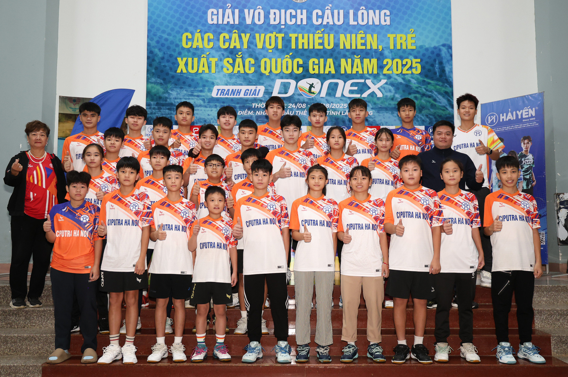 cau long tre.jpg