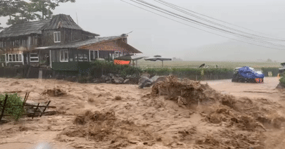 Lào Cai xuất hiện lũ ống