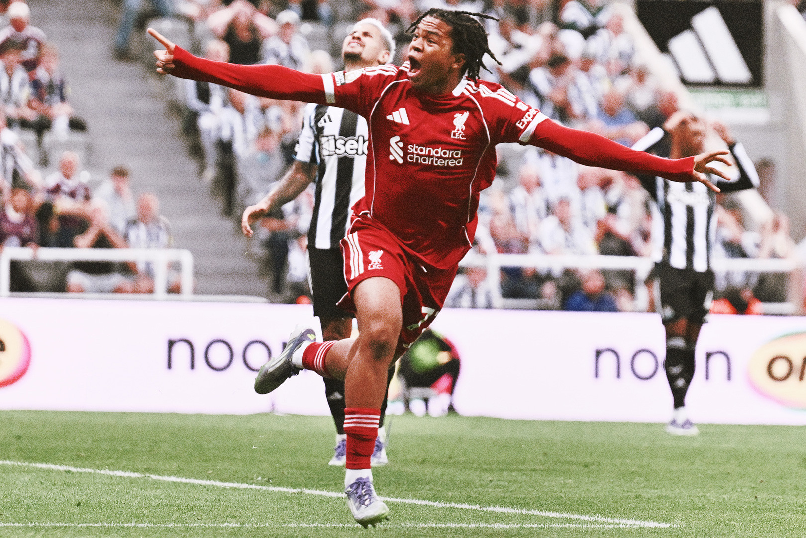 LFC - Ngumoha Newcastle Liverpool.jpg