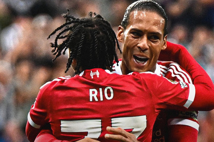 Liverpool thắng kịch tính Newcastle: Quyền lực của nhà vua