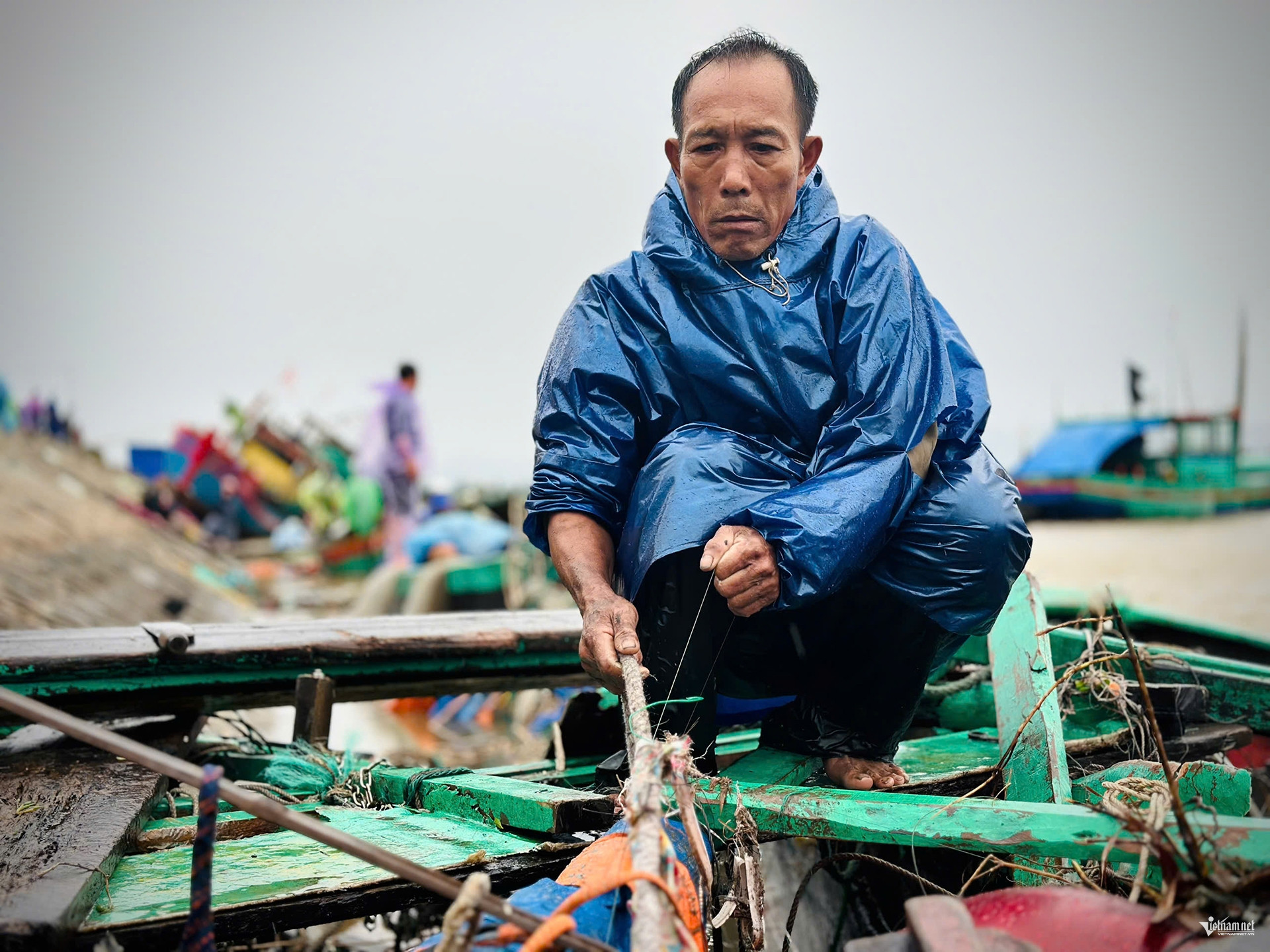 W-Thuyền hư hỏng11.jpg