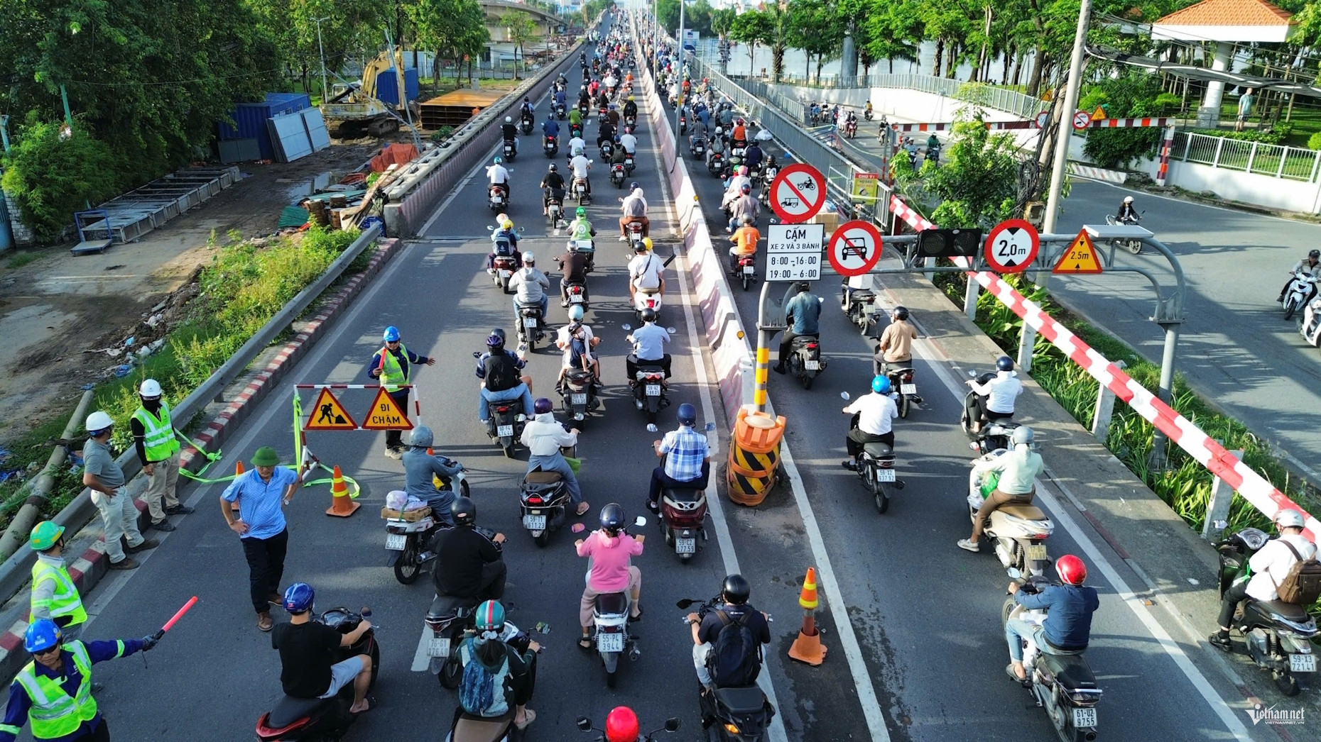 W-z6947181048670_c0754c8c57335ae69317998267e03449.jpg