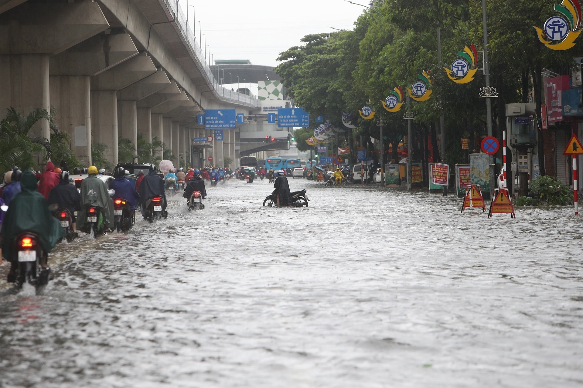 Dự báo thời tiết 27/8/2025, Thanh Hóa có giông, Hà Nội bao giờ mưa giảm dần?