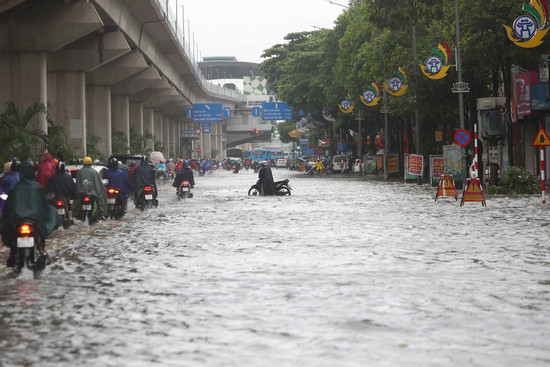 Dự báo thời tiết 27/8/2025, Thanh Hóa có giông, Hà Nội bao giờ mưa giảm dần?
