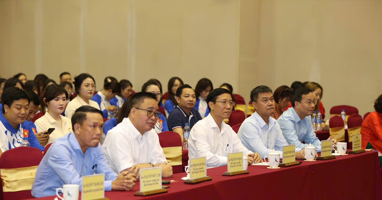 Gặp mặt, động viên Khối Báo chí Cách mạng Việt Nam tham gia diễu hành dịp 2/9