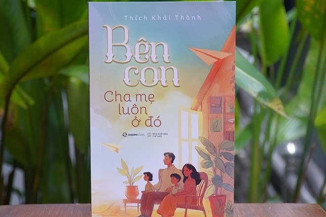 'Bên con, cha mẹ luôn ở đó': Hành trình tỉnh thức trong vai trò làm cha mẹ