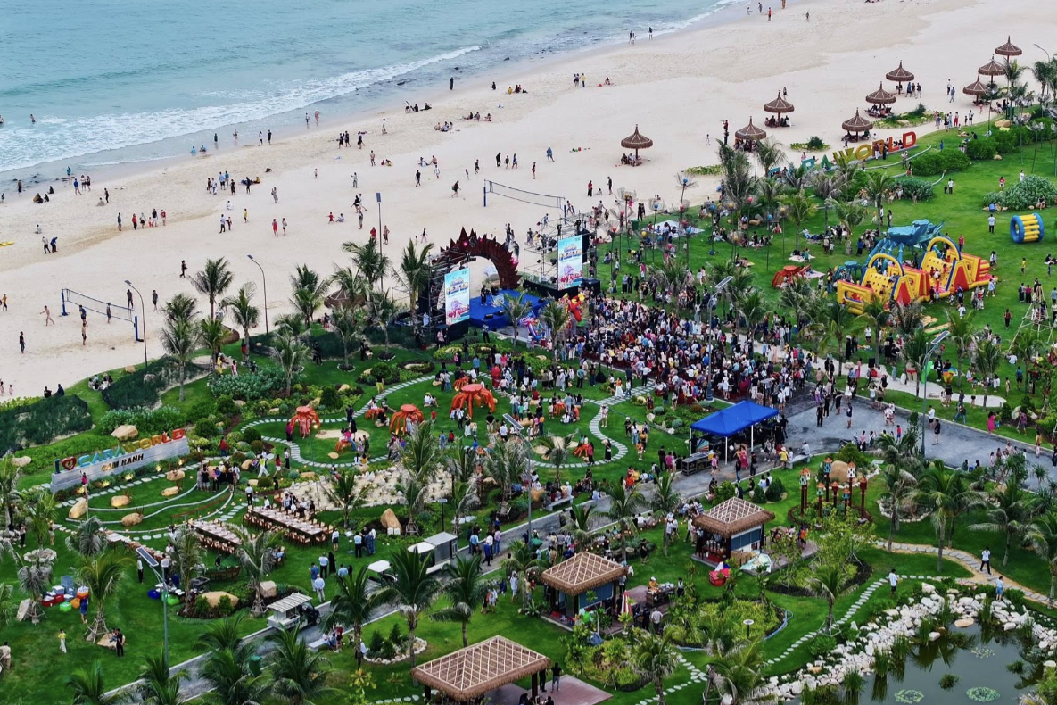 CaraWorld Cam Ranh: Đêm nhạc ‘Tôi yêu Việt Nam’ vang vọng tình yêu Tổ quốc