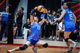 Lam Oanh Viet Nam Ba Lan bong chuyen.jpg