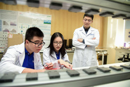 Một trường đại học đưa ra đãi ngộ hấp dẫn thu hút nhà khoa học xuất sắc