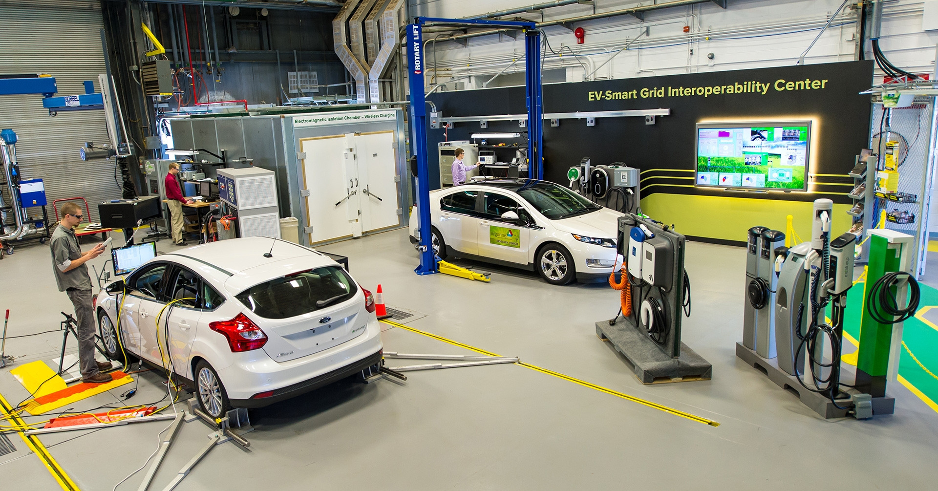 Mỹ công bố công nghệ giảm 50% chi phí pin xe điện