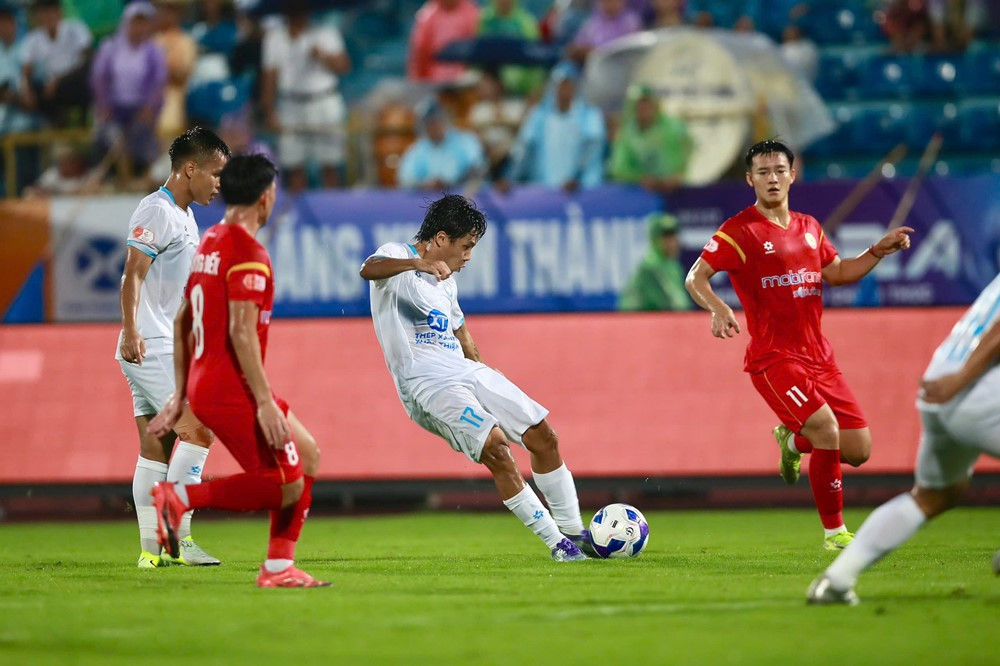 nam dinh vs pvf cand 3.jpg