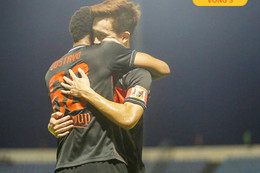 Ninh Bình tiếp tục bay cao, thắng Đà Nẵng để giữ ngôi đầu V-League