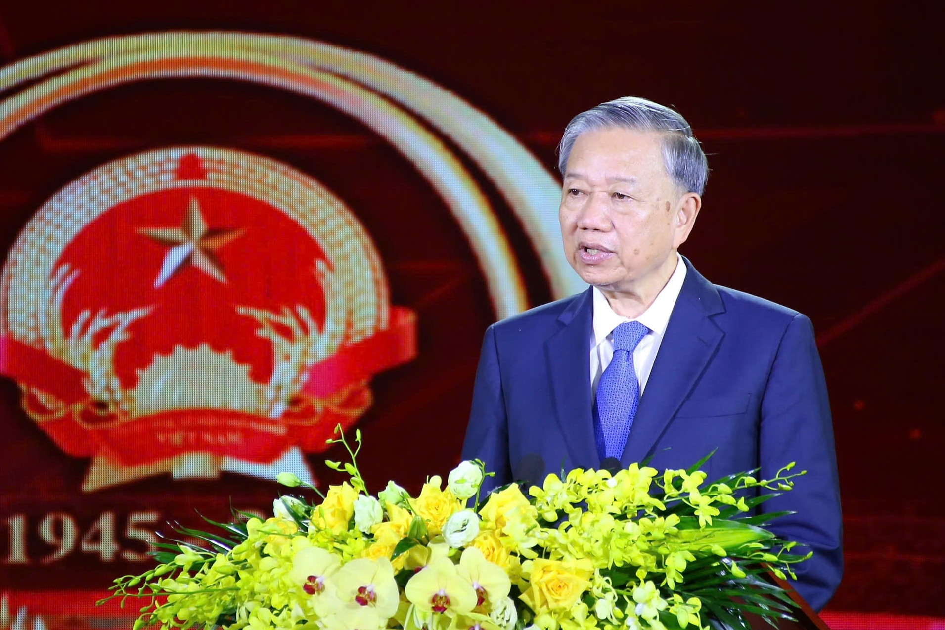 Tổng Bí thư: Bộ Nội vụ đã để lại dấu ấn đậm nét trong cuộc cách mạng tinh gọn bộ máy
