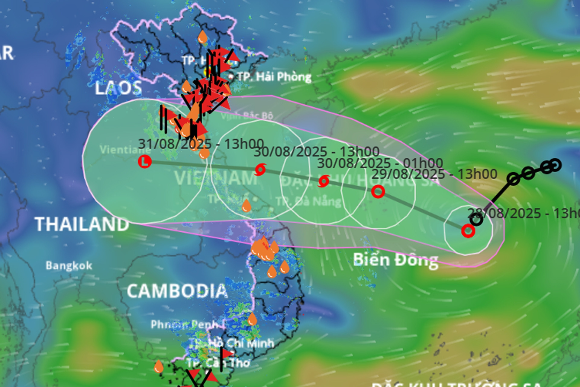Bão số 6 khả năng sắp hình thành, trọng tâm mưa lớn ở miền Trung