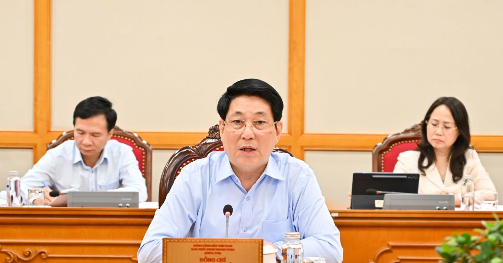 Bộ Chính trị đánh giá đề án nhân sự khóa mới của 4 địa phương &amp;apos;cơ bản đủ điều kiện&amp;apos;