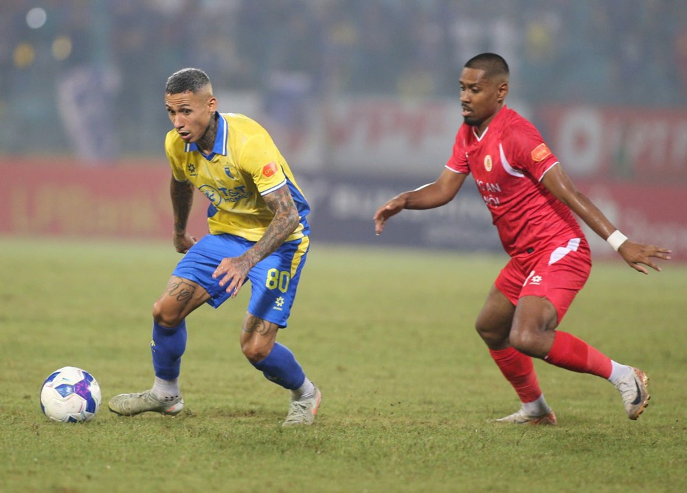 cahn vs ha noi fc.jpg