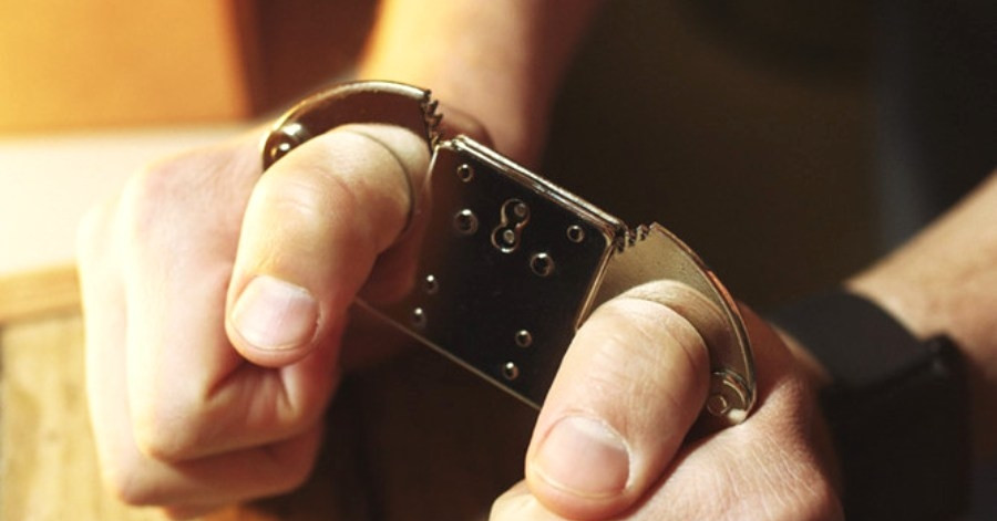 Chủ tịch HĐQT đã bị bắt vì tàng trữ ma tuý, công ty có phải gửi giấy mời họp?