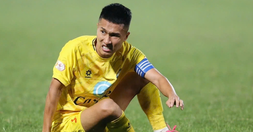 Doãn Ngọc Tân chia tay tuyển Việt Nam