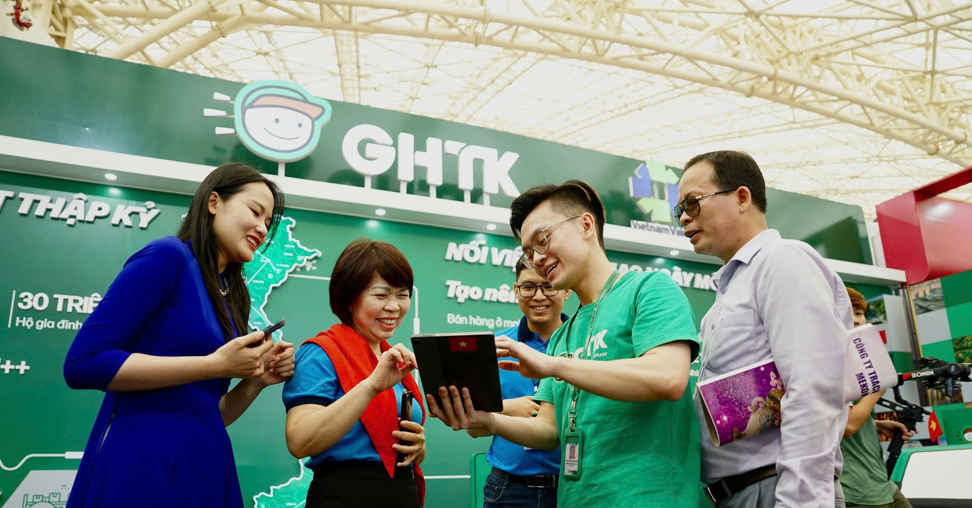 GHTK góp mặt tại triển lãm ‘80 năm Hành trình Độc lập - Tự do - Hạnh phúc’