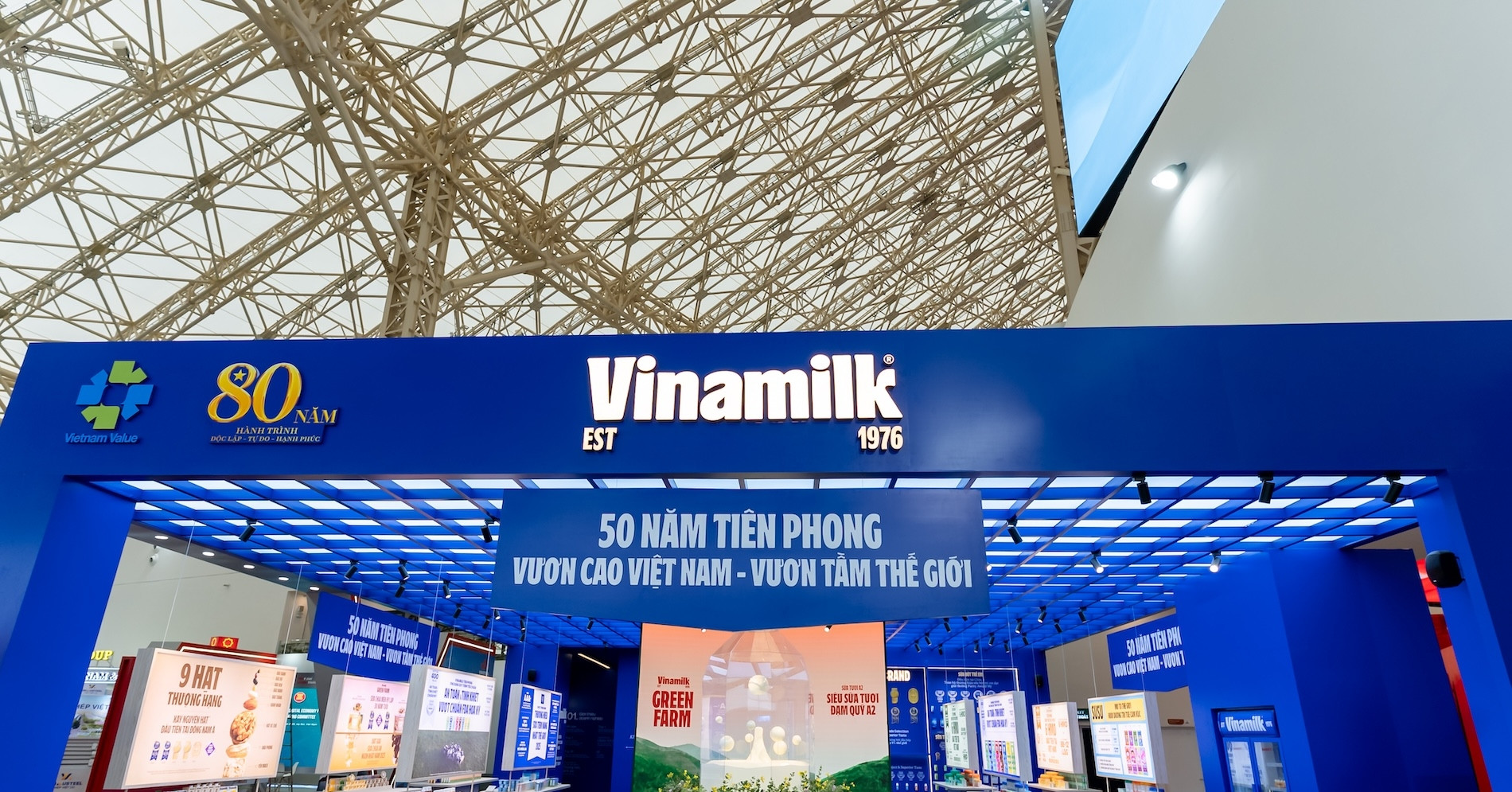 Gian hàng của Vinamilk tạo dấu ấn tại Triển lãm thành tựu đất nước