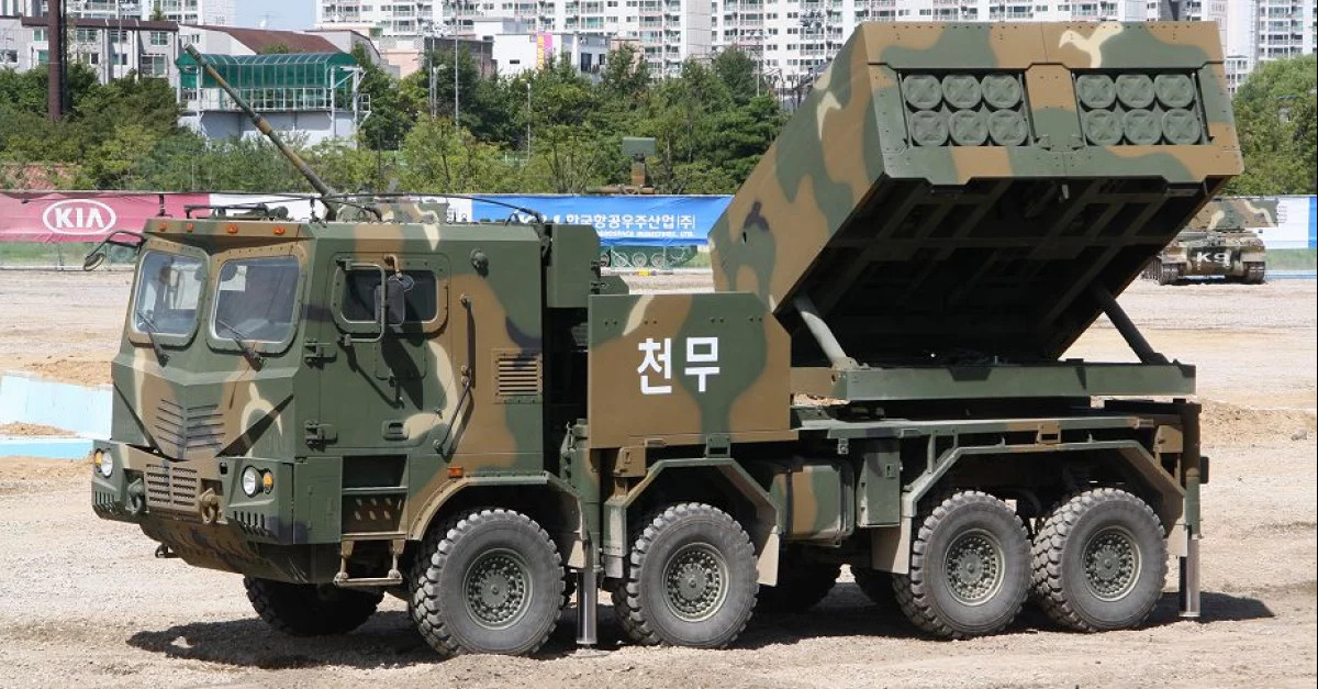 Pháo phản lực K239 Chunmoo Hàn Quốc.jpg