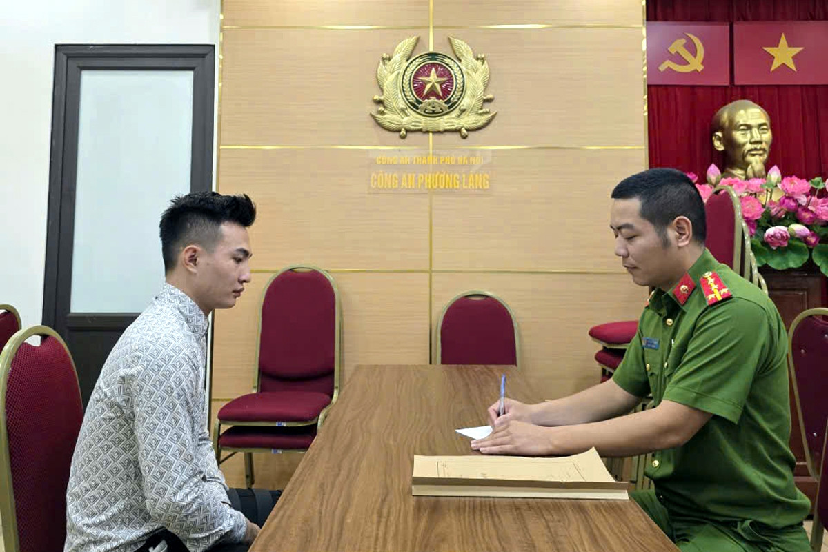 Tạm giữ hình sự thanh niên lao xe vào công an tại chốt bảo vệ A80