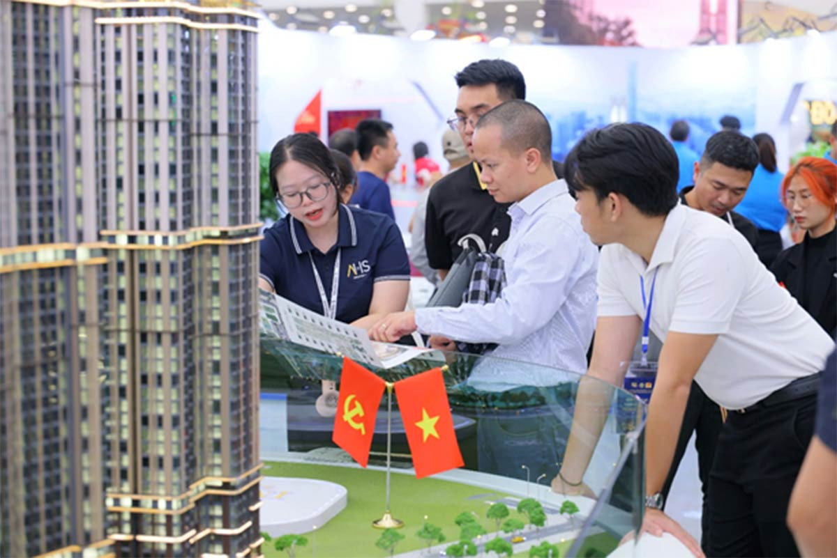 trien lam 3.jpg