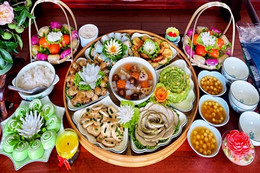 Văn khấn Rằm tháng 7 cúng thần linh, gia tiên, chúng sinh đầy đủ năm 2025