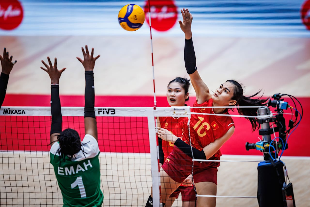 Viet Nam Kenya bong chuyen 2.jpg