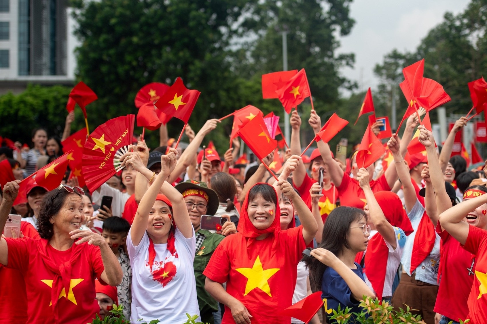 Kho bạc Nhà nước làm xuyên lễ, đảm bảo người dân nhận quà 100.000 đồng trước 2/9