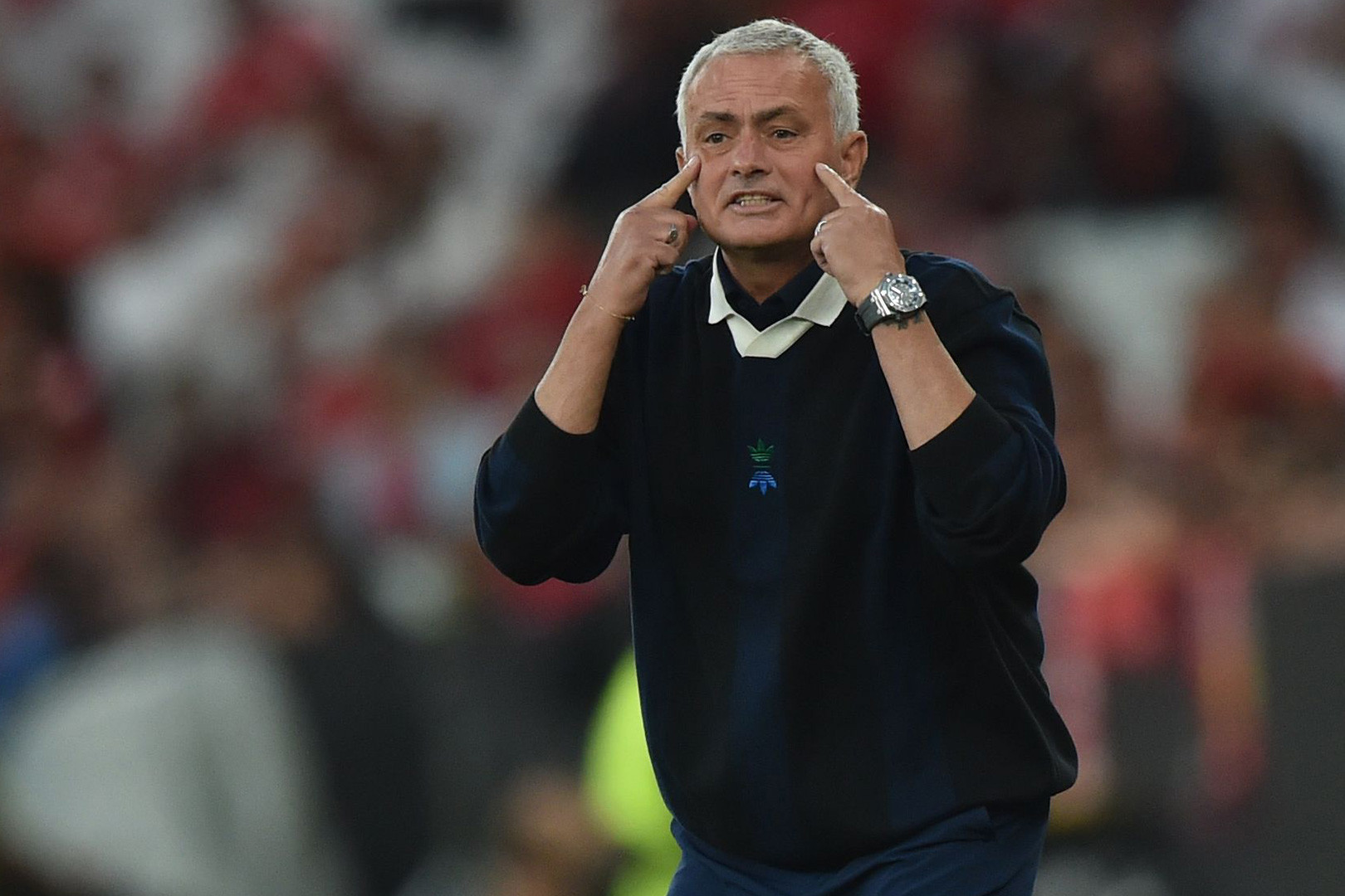 A Bola - Mourinho Benfica Fenerbahce 2.jpg