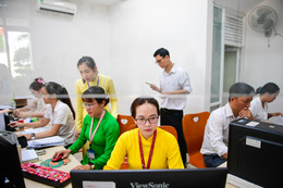 Bộ Chính trị: Xây dựng đề án tiền lương và phụ cấp mới áp dụng toàn hệ thống