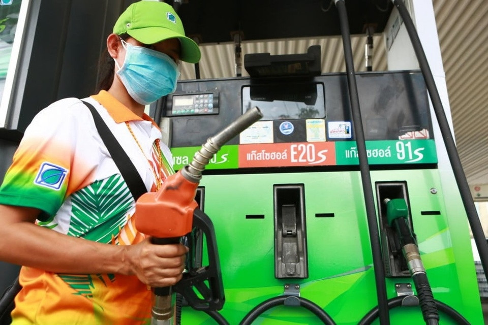 Buộc sử dụng xăng sinh học E20: Điều bất ngờ ở quốc gia đông dân nhất thế giới