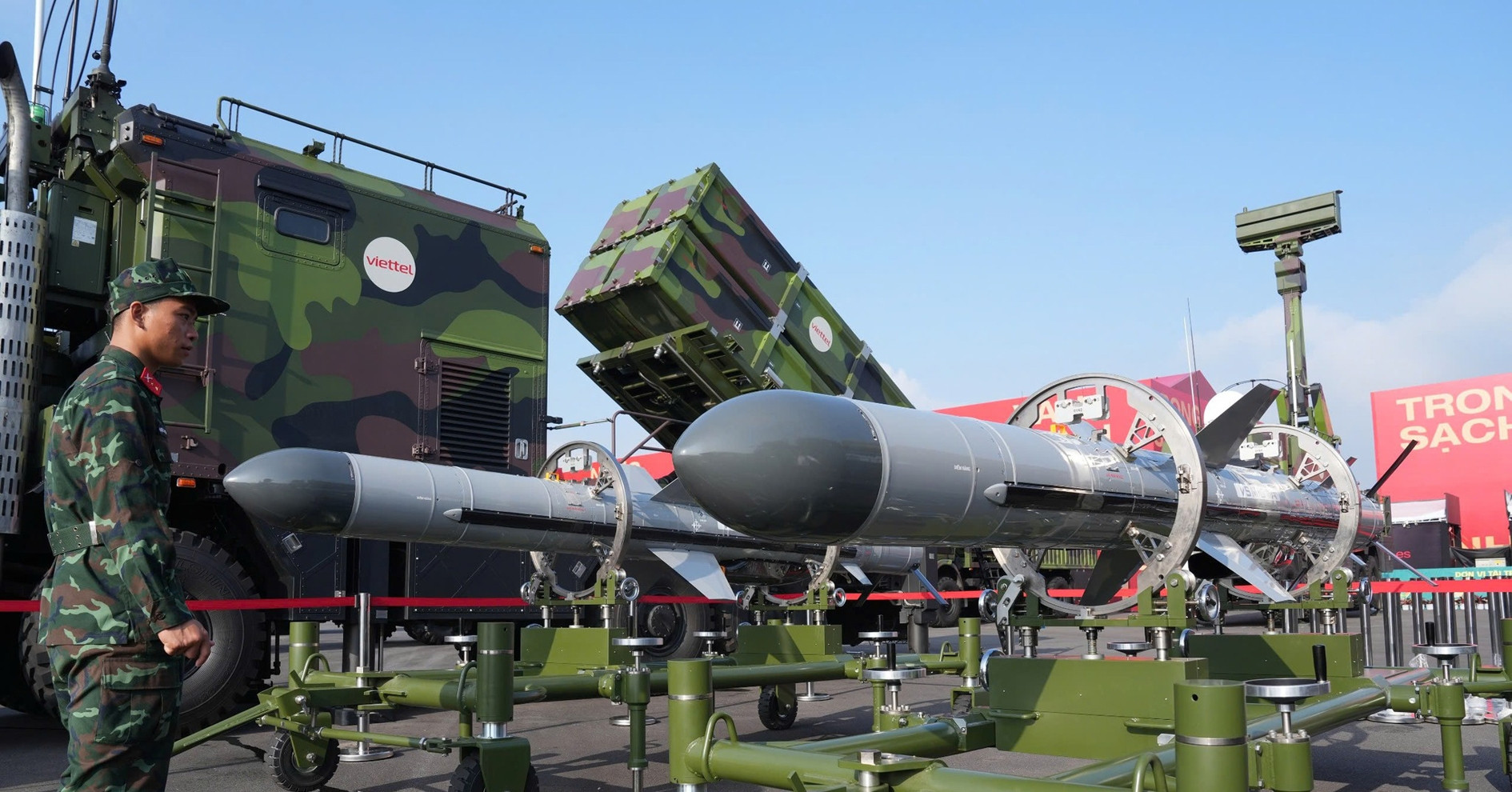 Doanh nghiệp công nghệ phô diễn sức mạnh tại triển lãm thành tựu đất nước 80 năm