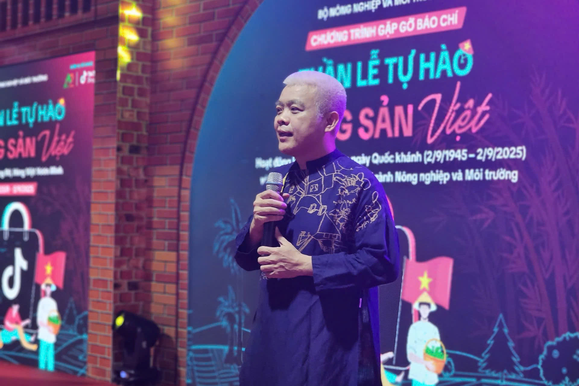 Nông sản Việt.jpg