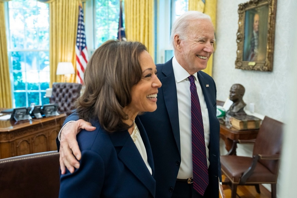 Ông Trump tước đặc quyền an ninh dành cho cựu Phó Tổng thống Mỹ Harris