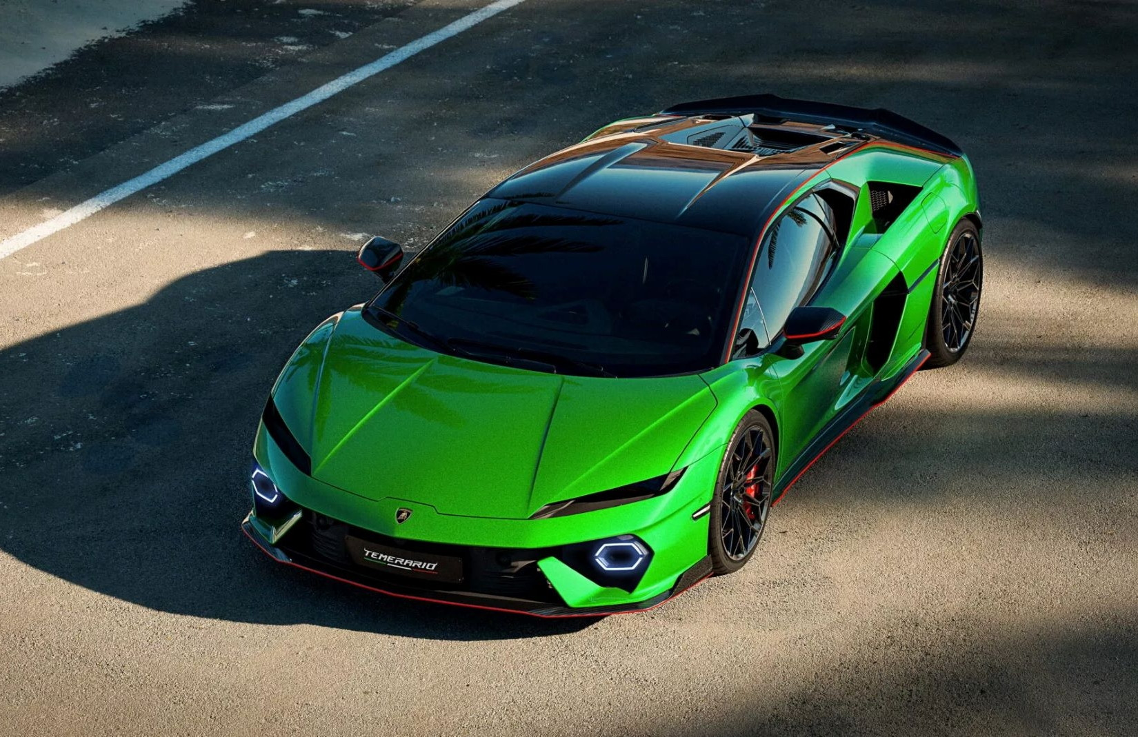 Triệu phú cũng &apos;phát khóc&apos; với giá siêu xe Lamborghini tăng quá cao do thuế