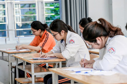 Tuyển sinh đại học năm 2025: Các trường cũng 'gặp khó'