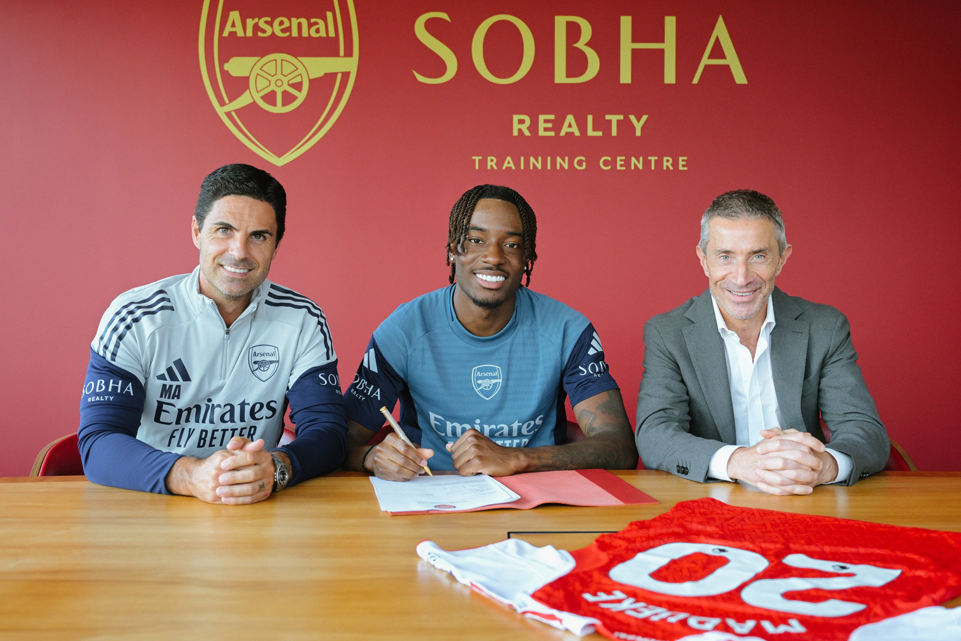 Arsenal - Madueke.jpg