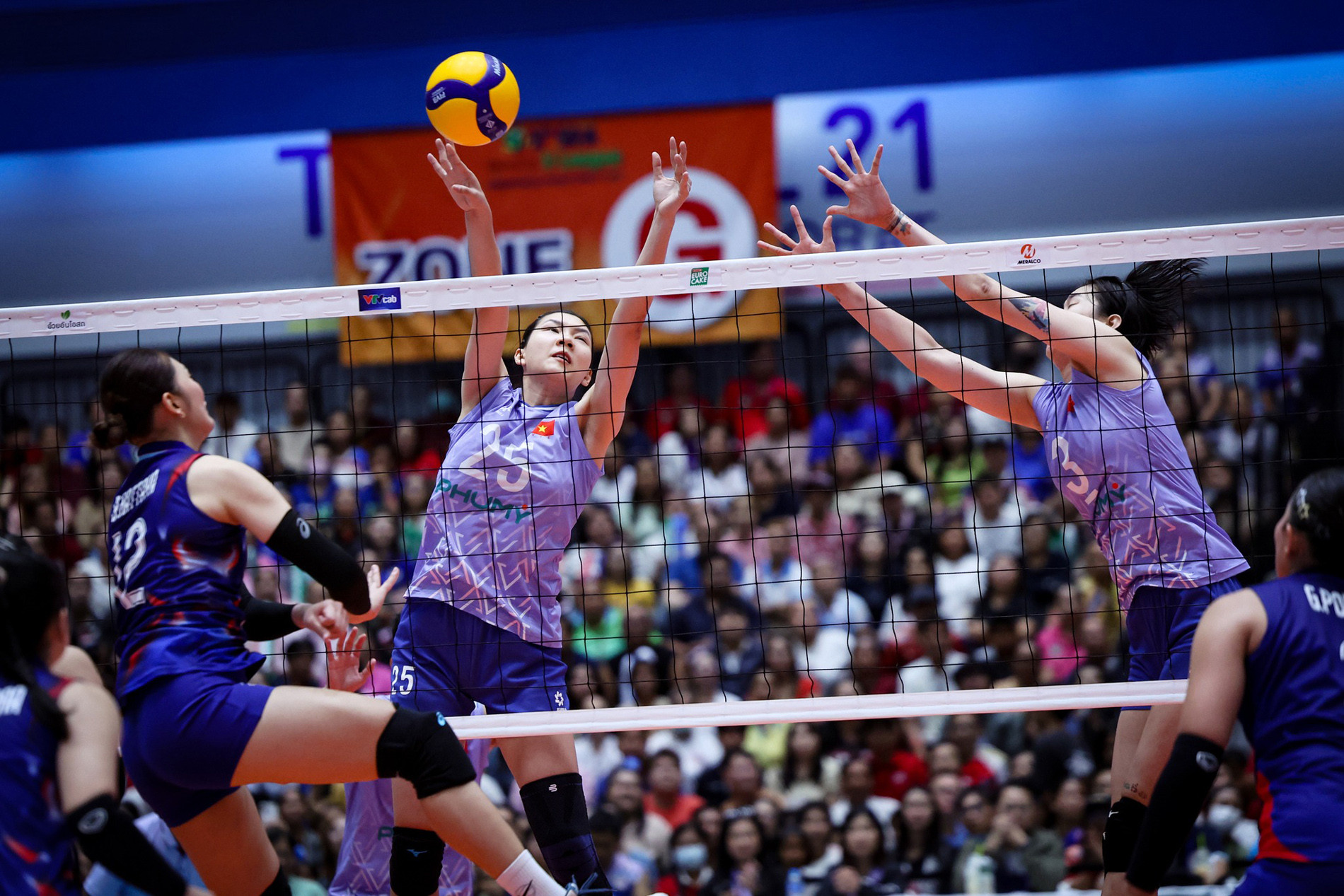bong chuyen sea vleague 2.jpg