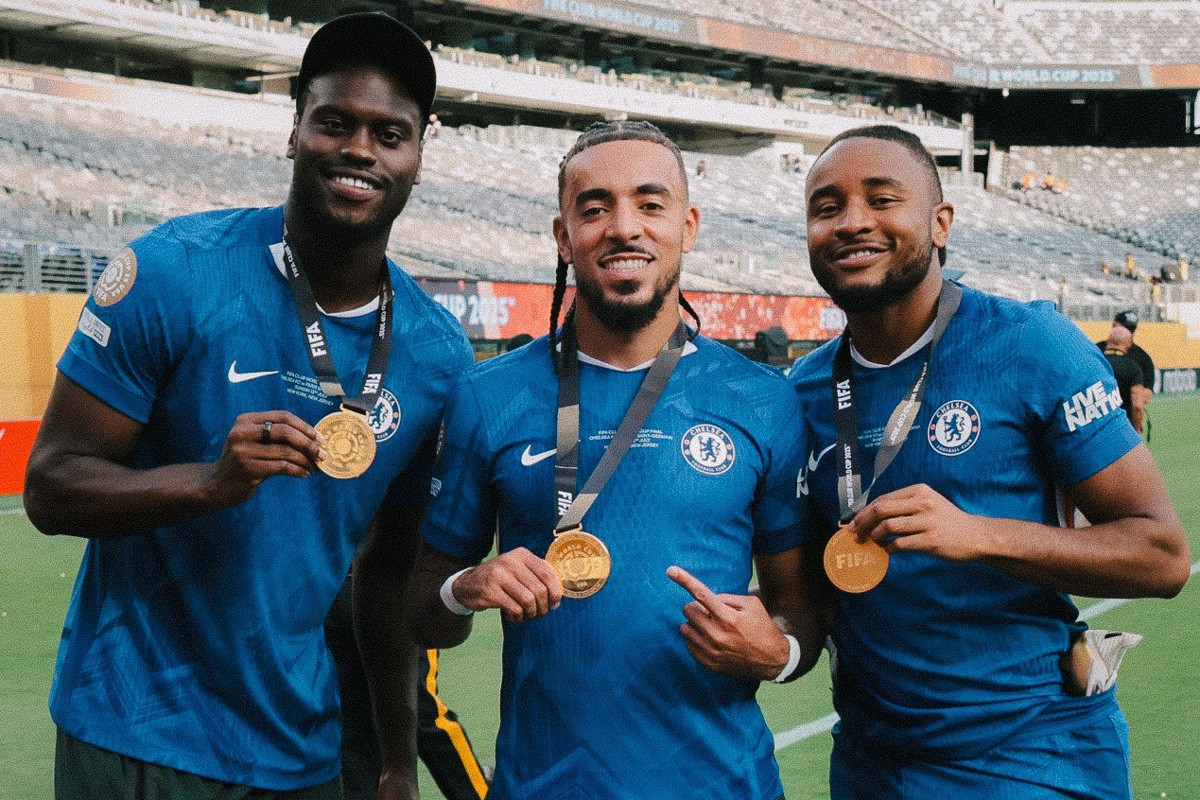 Chelsea ‘xả hàng’ 15 cầu thủ: Ông vua kiếm tiền