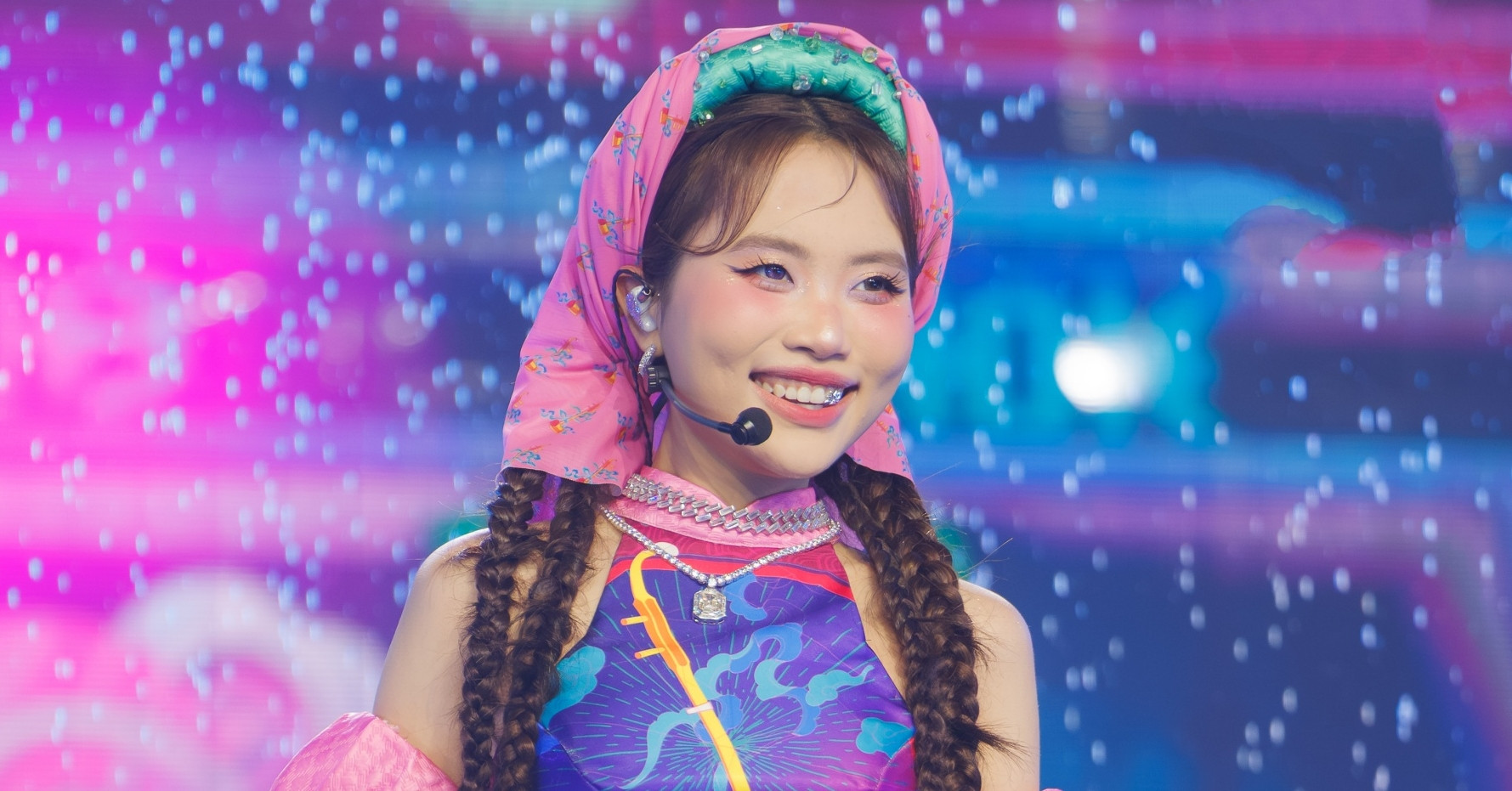 NSND Thanh Ngoan hướng dẫn các ‘em xinh’ hát Xẩm, Phương Mỹ Chi làm rapper