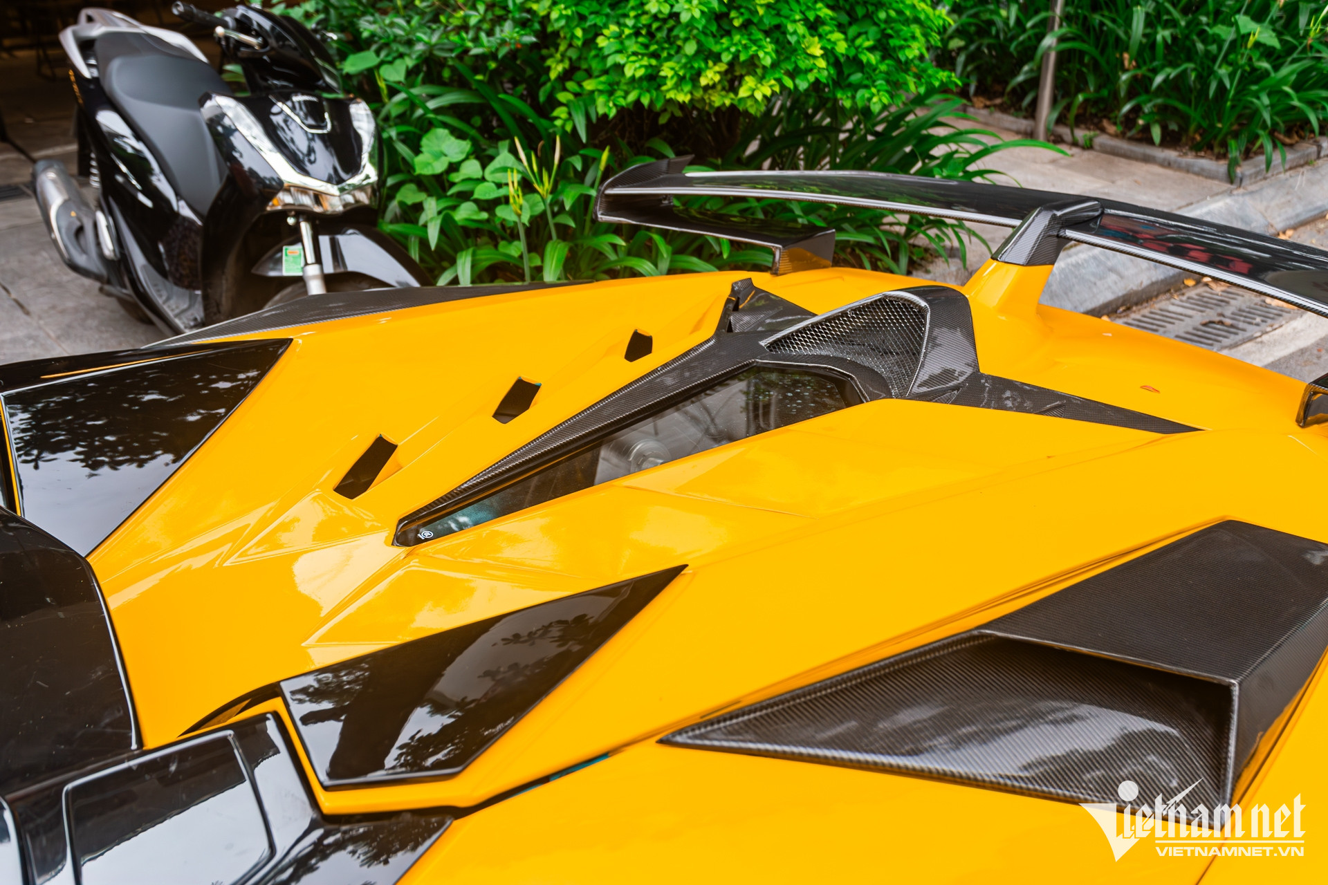 W-aventador tu quy 10.jpg