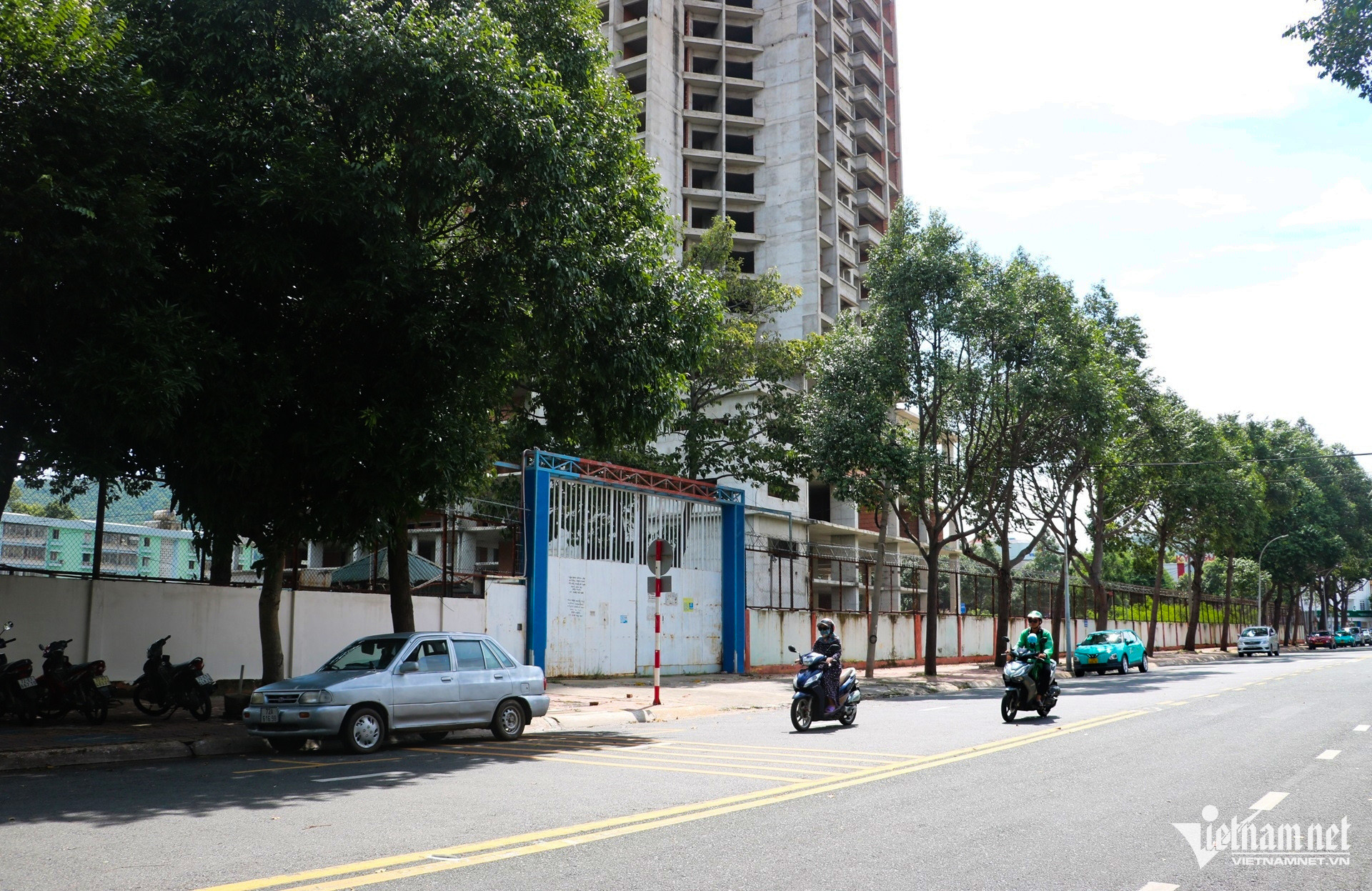 w can canh toa nha hh1 cao 32 tang o tphcm bi thanh tra 2jpg 3310.jpg