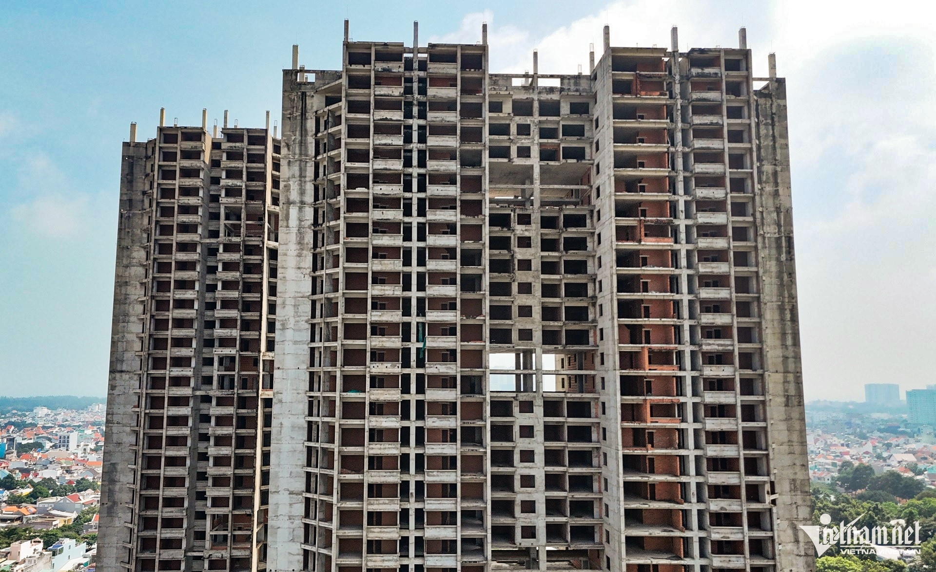 w can canh toa nha hh1 cao 32 tang o tphcm bi thanh tra 3jpg 3311.jpg