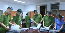 b4Khám xét, bắt khẩn cấp .jpg