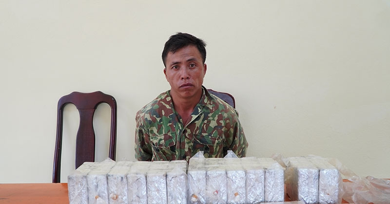 Cảnh sát ập vào căn nhà ở Điện Biên, phát hiện sự thật chấn động dưới nền phòng ngủ